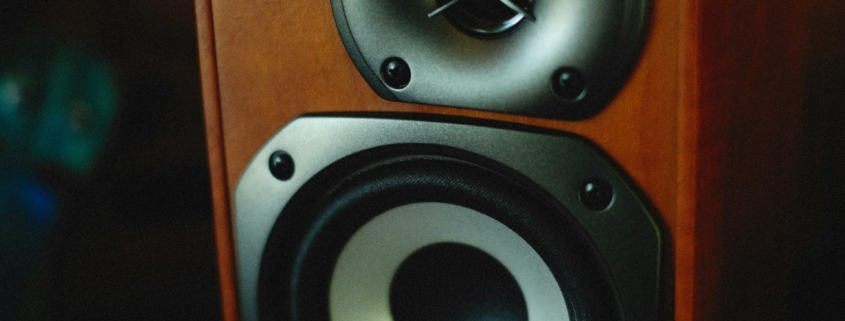 Power Audio zamiast wieży. Czy warto i dlaczego warto?