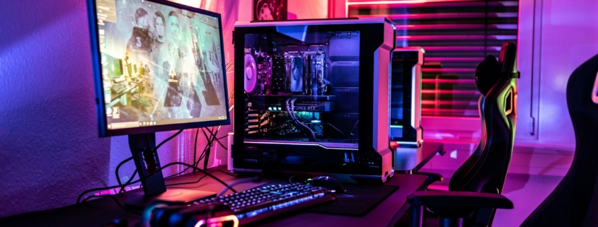 Fotele gamingowe z podnóżkiem – hit czy zbędny bajer?