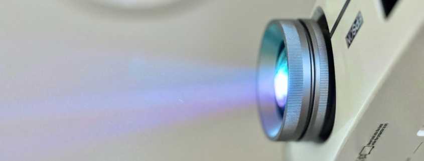 Projektor z Androidem – jakie aplikacje warto zainstalować na start