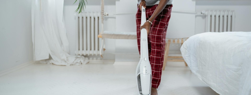 Jaki odkurzacz wybrać do mieszkania – praktyczny przewodnik oparty na danych