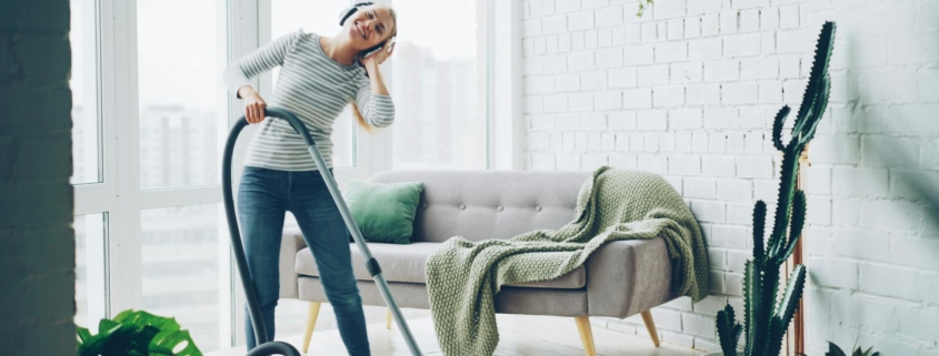 Odkurzacz pionowy czy klasyczny – który lepiej sprawdzi się w domu